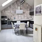 Comfy Penthouse アパート ミラノ
