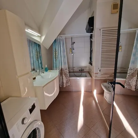 Apartment Comfy Penthouse *